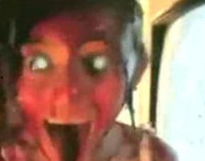 突然出鬼脸视频,神秘鬼脸视频引发网友热议